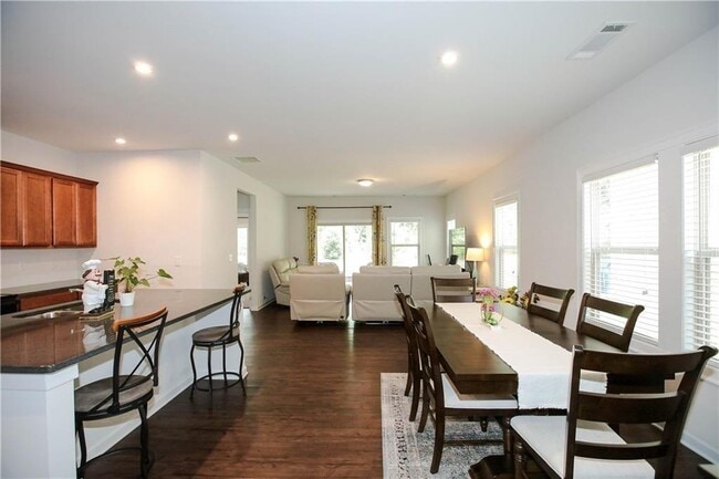3445 Morgan Rd in Buford, GA - Building Photo - Building Photo
