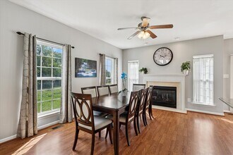 190 Penns Manor Dr in Kennett Square, PA - Building Photo - Building Photo