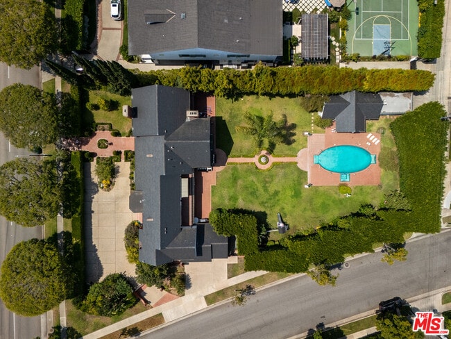 804 N Rodeo Dr in Beverly Hills, CA - Building Photo - Building Photo