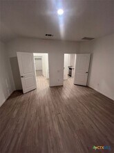 12051 Pewee Ct in San Antonio, TX - Foto de edificio - Building Photo