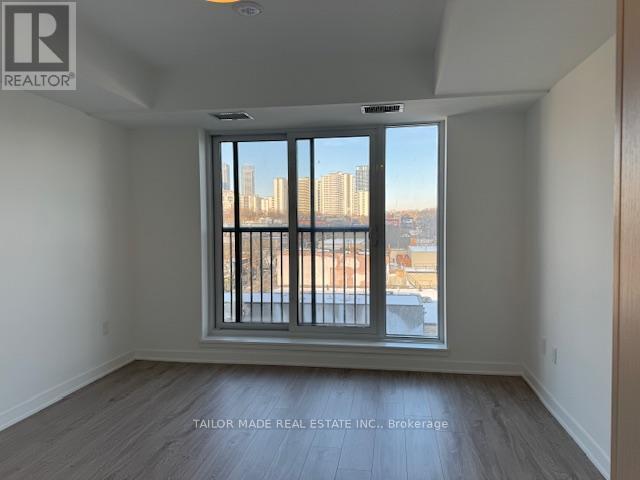 30 Dreamers Wy in Toronto, ON - Building Photo