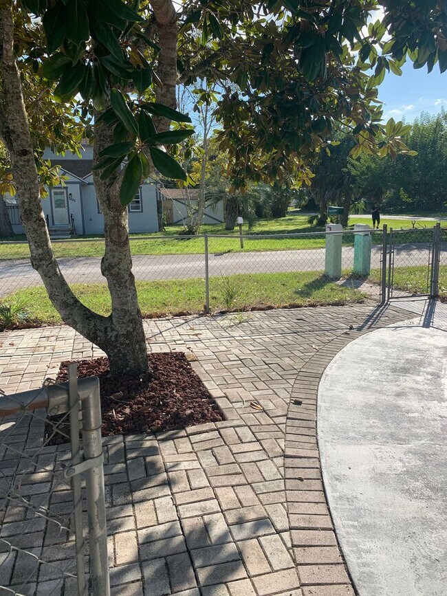 7425 Sheepshead Dr in Hudson, FL - Building Photo - Building Photo