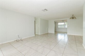 5815 Dahlia Ave in New Port Richey, FL - Building Photo - Building Photo