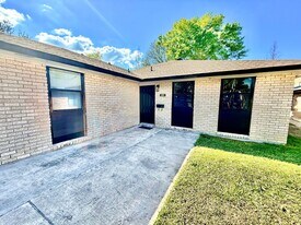 436 Jennifer Jean Dr in Baton Rouge, LA - Building Photo