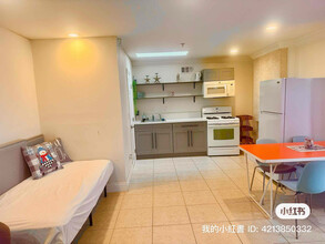 25252 Pacifica Ave in Mission Viejo, CA - Building Photo - Building Photo