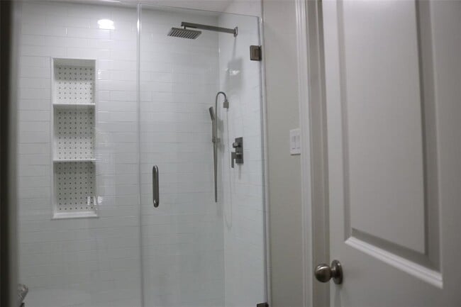 property at 21330 Park Tree Ln