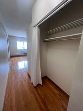 217 Fuller St, Unit 3 in Brookline, MA - Foto de edificio - Building Photo