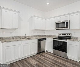 312 Penn Sta Wy in Euharlee, GA - Building Photo - Building Photo