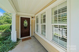 10606 Trolley Run Dr in Cornelius, NC - Building Photo - Building Photo