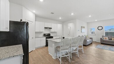 4055 Fort Palmer Blvd in Saint Hedwig, TX - Building Photo - Building Photo