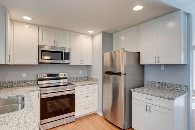 363 Fisher Ct in Oak Harbor, WA - Building Photo - Building Photo