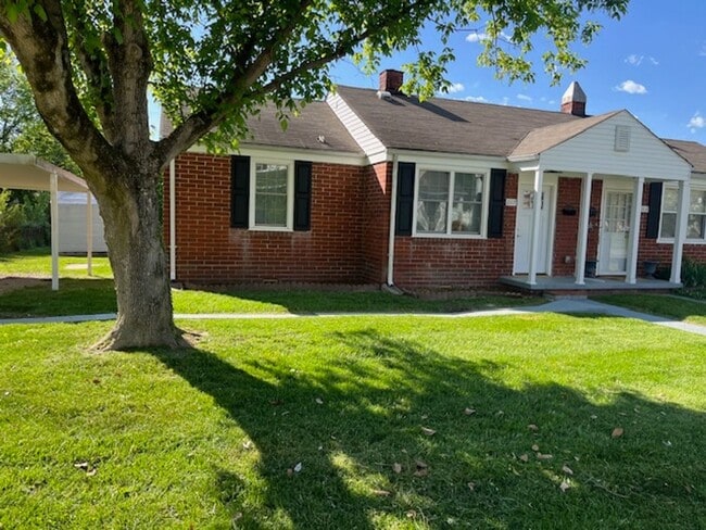 property at 2117 Sherwood Rd