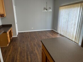 1141 Kilbery Ln in North Aurora, IL - Building Photo - Building Photo