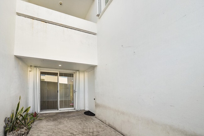 5070 Elmhurst Rd in West Palm Beach, FL - Building Photo - Building Photo