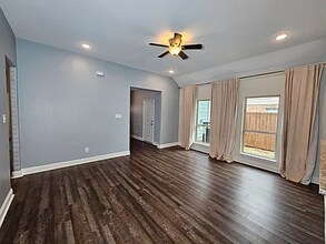 3718 Harlingen St in Dallas, TX - Building Photo - Building Photo