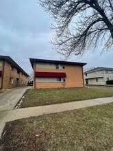 2553-2561 S 44th St in Milwaukee, WI - Building Photo - Interior Photo