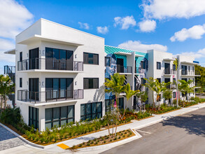 Mercer Park in West Palm Beach, FL - Building Photo - Building Photo