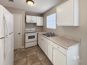 6392 Schoel Ln in Gulf Shores, AL - Building Photo - Building Photo