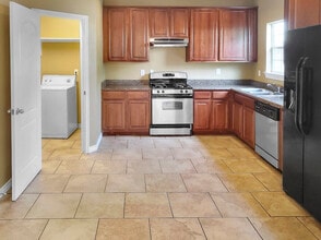 1710 Ulit Ave in Austin, TX - Building Photo - Building Photo