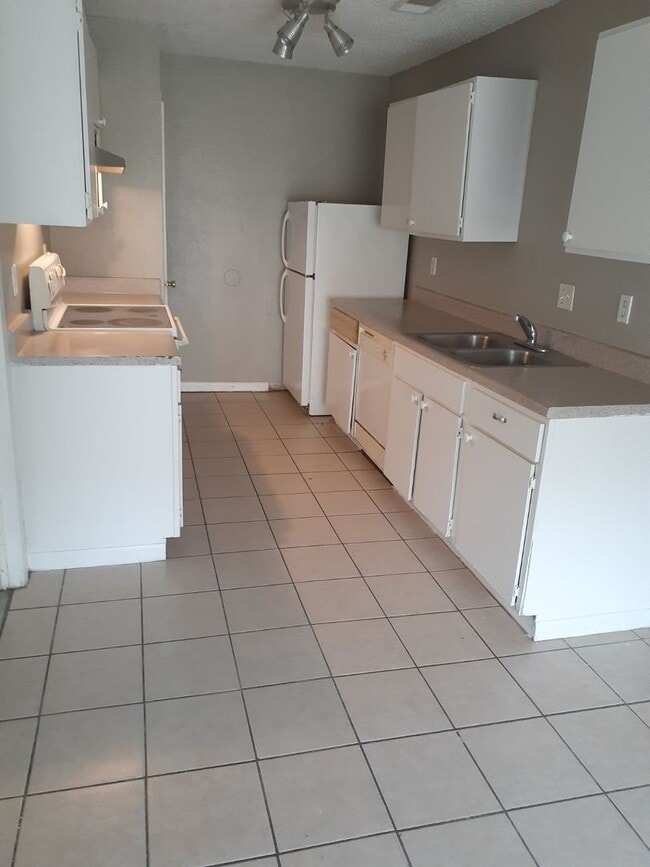 23618 Pebworth Pl in Spring, TX - Building Photo - Building Photo