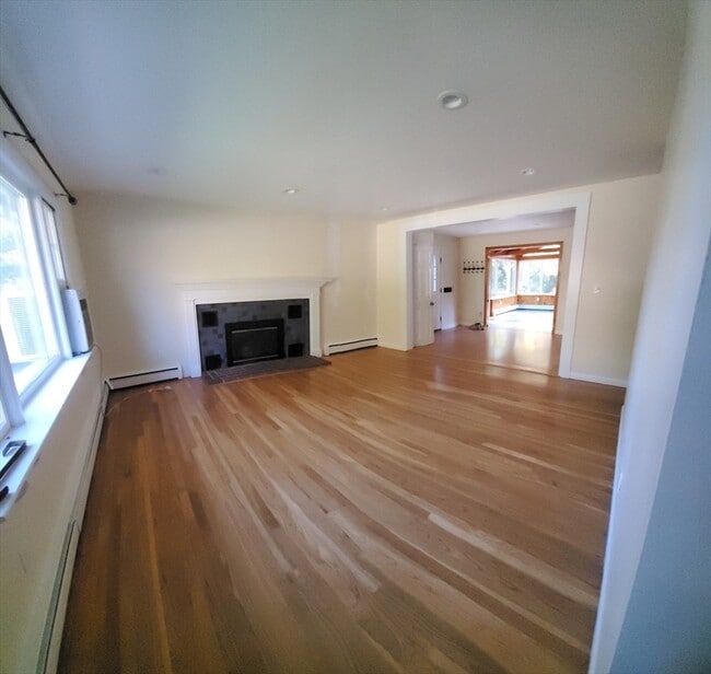 1763 Main St in Concord, MA - Building Photo - Building Photo