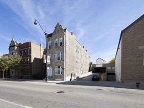 1653 N Halsted St in Chicago, IL - Building Photo - Building Photo