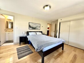 1600 Beacon St in Brookline, MA - Building Photo - Building Photo