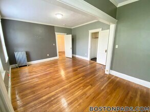 195 Park Dr in Boston, MA - Building Photo - Building Photo