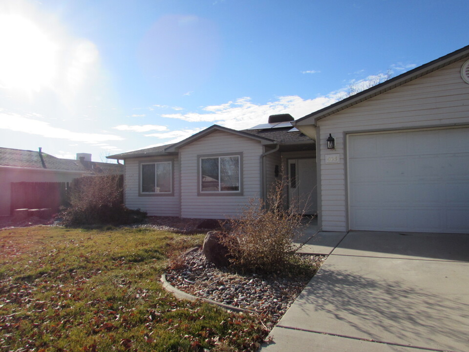 405 Wood Duck Dr in Grand Junction, CO - Building Photo