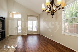 12183 N New Dawn Ave in Oro Valley, AZ - Building Photo - Building Photo