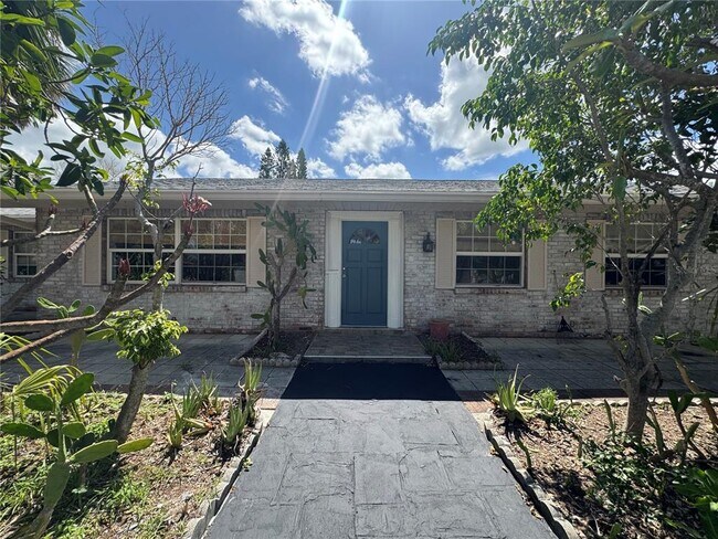 property at 695 Mandalay Ave