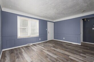 19435 McCormick St in Detroit, MI - Building Photo - Building Photo