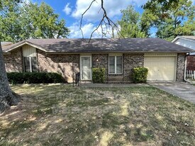 6324 Woodgreen Dr in Millington, TN - Building Photo