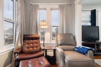 439 Ashmont St-Unit -439 in Boston, MA - Building Photo - Building Photo