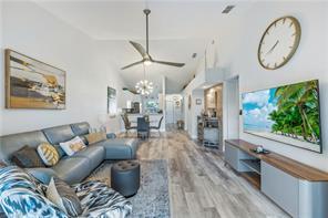 1006 Mainsail Dr-Unit -222 in Naples, FL - Building Photo