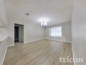 17226 Modbury Dr in Spring, TX - Building Photo - Building Photo