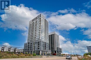 3079 Trafalgar Rd in Oakville, ON - Building Photo