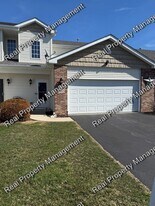 11165 Orange St in Crown Point, IN - Building Photo