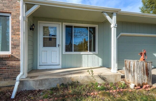 19461 E Navarro Dr in Aurora, CO - Building Photo - Building Photo