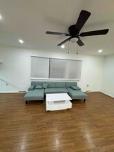 176 Honeywell Dr in Claymont, DE - Building Photo - Building Photo