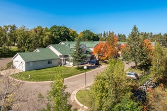 Settlers Ridge Townhomes in Cloquet, MN - Building Photo - Building Photo
