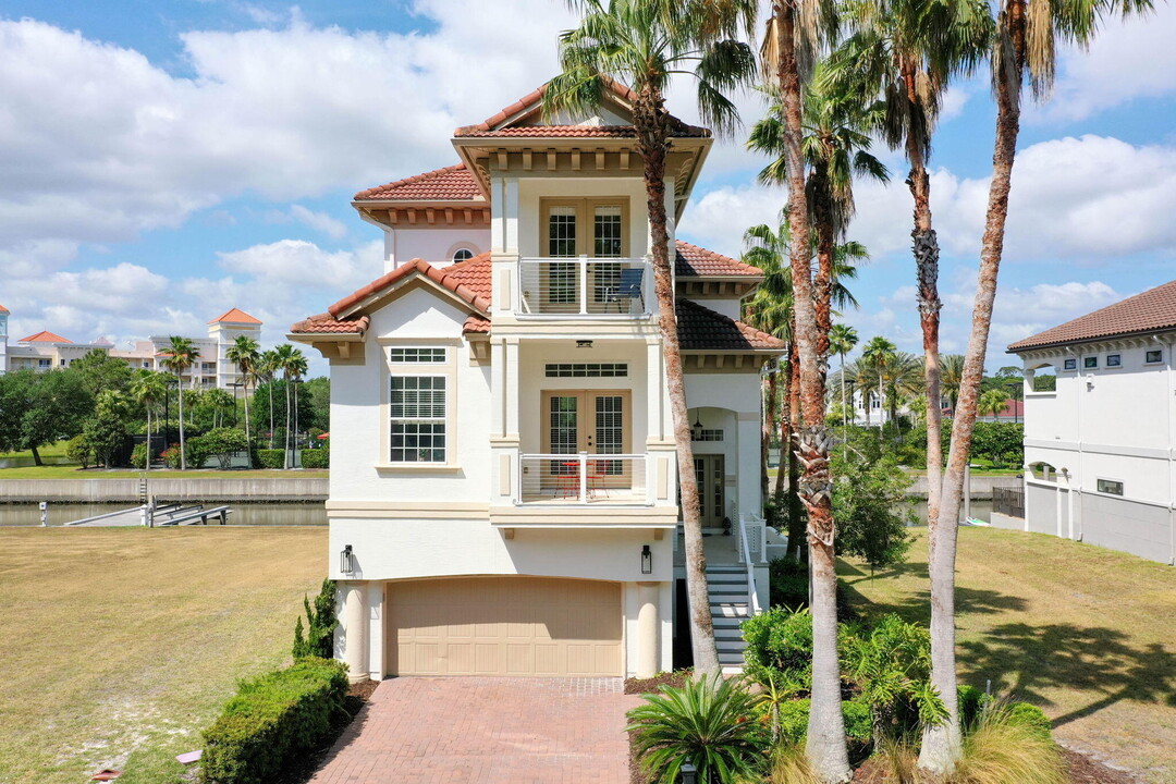220 Harbor Village Point N in Palm Coast, FL - Building Photo