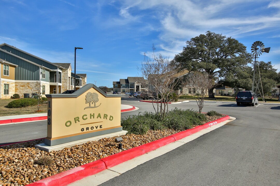 Orchard Grove Apartments in Fredericksburg, TX - Building Photo