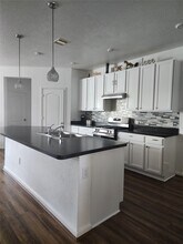 2606 Oakwood Blf Trl in Houston, TX - Building Photo - Building Photo