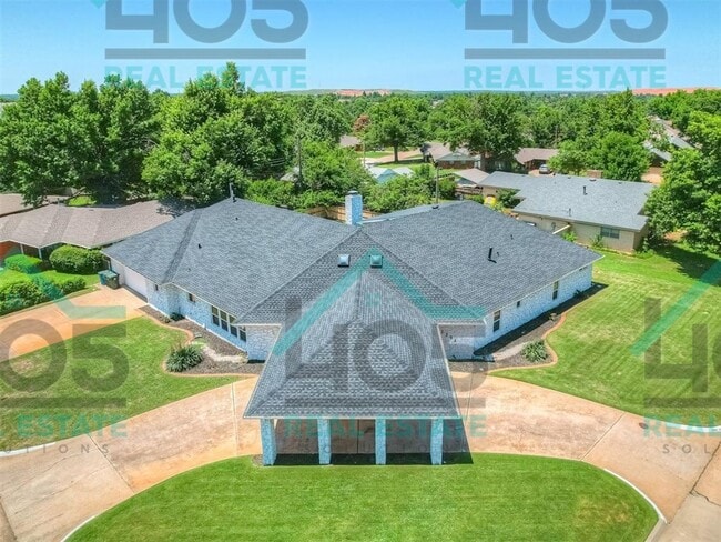 property at 3301 Bella Vista Dr