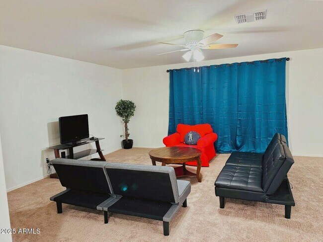 5418 S 26th Ln in Phoenix, AZ - Building Photo - Building Photo