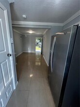 912 NW 55th Terrace in Miami, FL - Building Photo - Building Photo