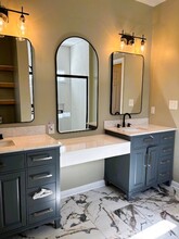 2468 Hogan Rd in East Point, GA - Building Photo - Building Photo