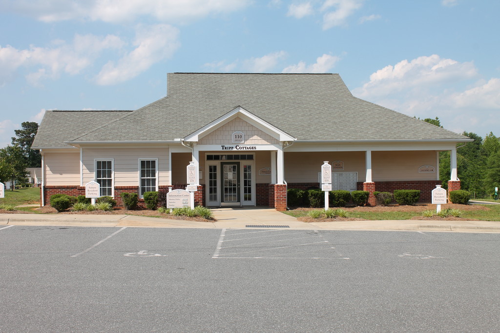 Tripp Cottages Apartments in Siler City, NC | ApartmentHomeLiving.com