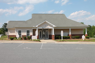 Tripp Cottages in Siler City, NC - Building Photo - Building Photo